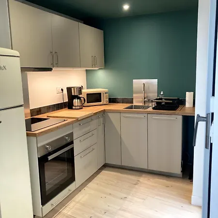 Echoppe Bordelaise , Maison Entiere *