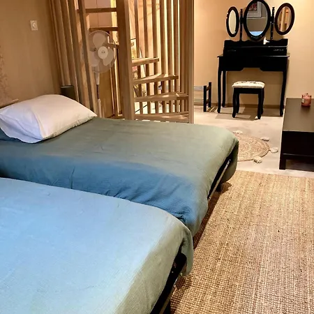 Echoppe Bordelaise , Maison Entiere *